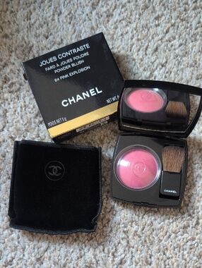 CHANEL Powder Blush Joues Contraste Pink Explosion
